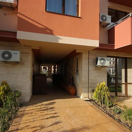 Apartment Menada In Tarsis Nova