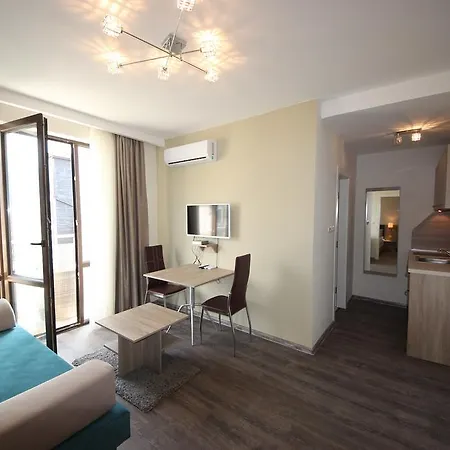 Apartment Menada In Tarsis Nova